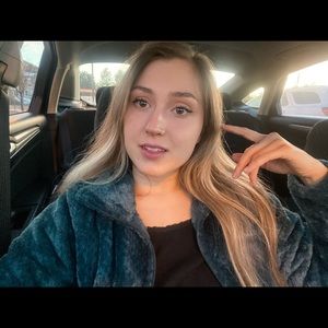 Meet your Posher, Mallorie